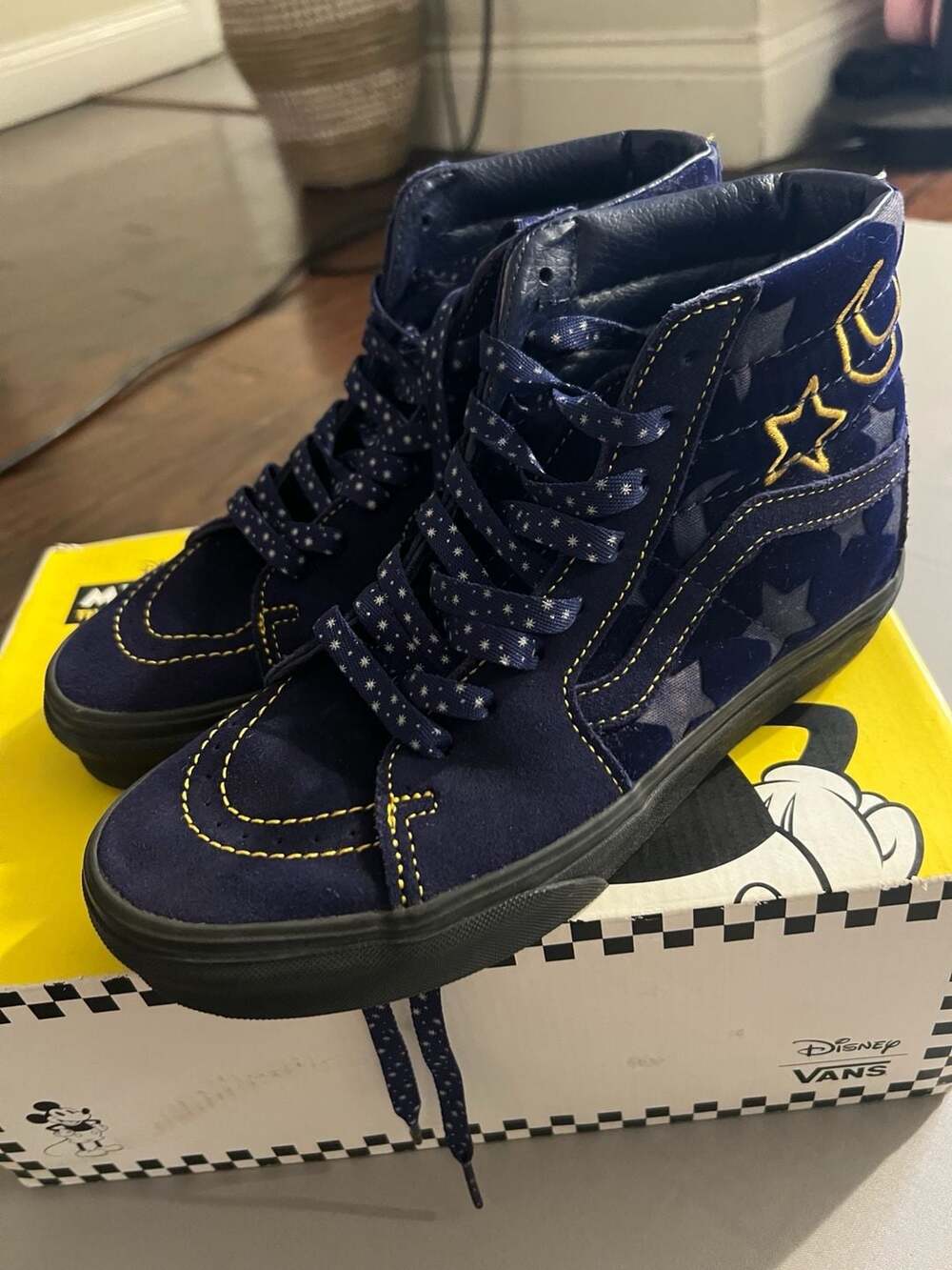 Vans Sk8-Hi Disney Sorcerer's Apprentice Size 5 Men 6.5 Women Blue Shoes
